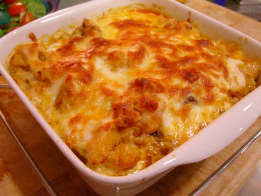 Fırında Beşamel Soslu Kıymalı Patates