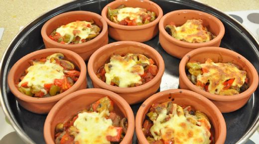 Fırında Kaşarlı Köfte Patates Tarifi ve Malzemeleri